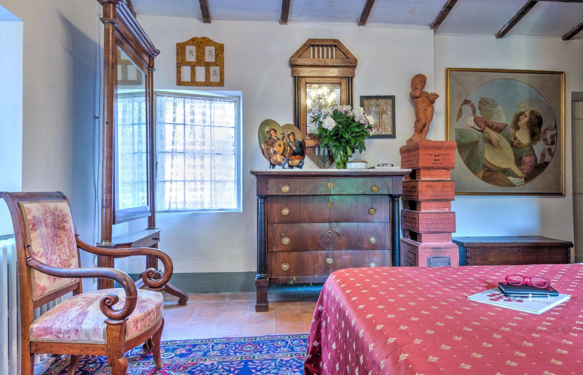 B&B La Residenza Del Poeta Montesicuro Buitenkant foto